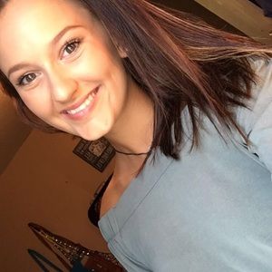 Meet your Posher, Karlie